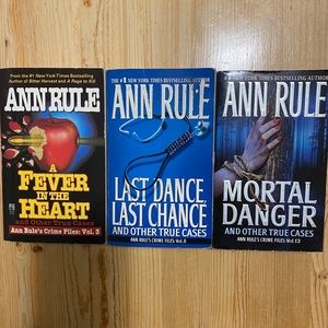 3 Ann Rule True Crime novels